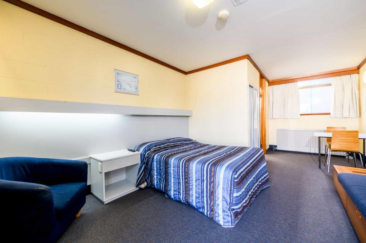 Top Of The Town Hotel Motel Burnie Extérieur photo